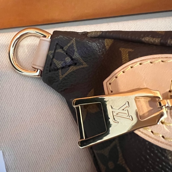 NWT Louis Vuitton High Rise Bumbag Brand New Monogram Crossbody HARD TO FIND - Picture 11 of 16